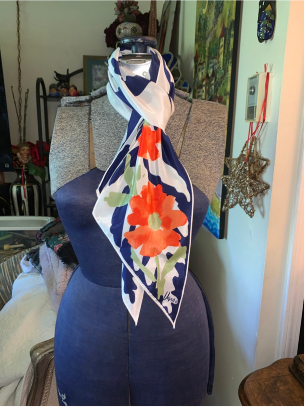 Women's Vana Blue White Floral Scarf One Size